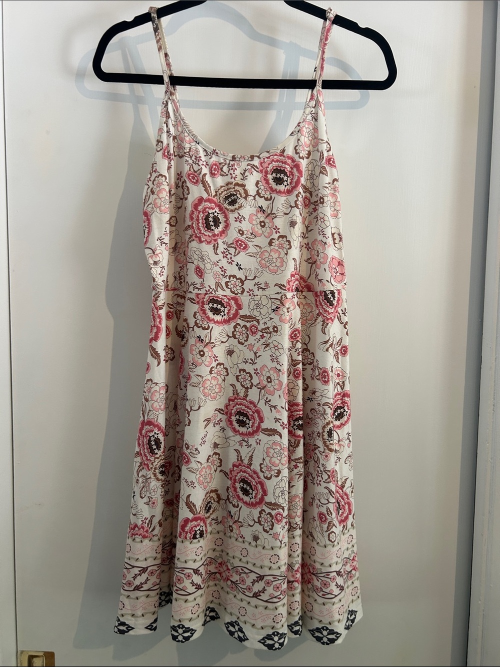 Acevog Cream Floral Midi Dress with Pink and Brown Accents Size L
